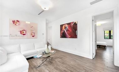 Lujosa casa en venta de 6 dorm. en Iquique