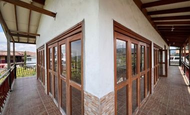 comercial (casa para comercio) en venta en vereda la leona. Cod V18313