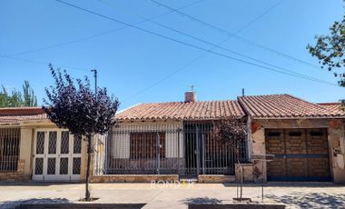 OPORTUNIDAD! Excelente casa en venta a metros Perito Moreno- Godoy Cruz