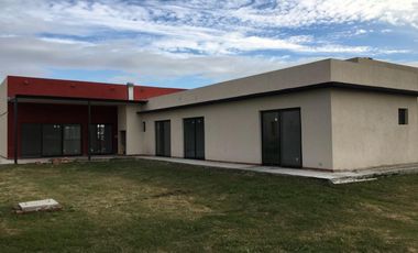 CASA en venta - A ESTRENAR - 1 PLANTA - BARRIO CERRADO SANTA ISABEL