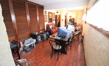 Chalet en venta Alvear y Paso, 3 plantas. 400 M2 Cubiertos.