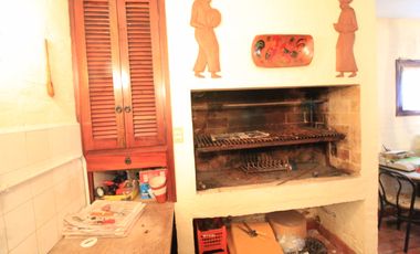 Chalet en venta Alvear y Paso, 3 plantas. 400 M2 Cubiertos.