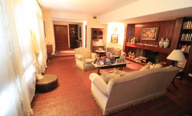 Chalet en venta Alvear y Paso, 3 plantas. 400 M2 Cubiertos.