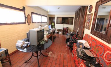 Chalet en venta Alvear y Paso, 3 plantas. 400 M2 Cubiertos.