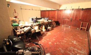 Chalet en venta Alvear y Paso, 3 plantas. 400 M2 Cubiertos.