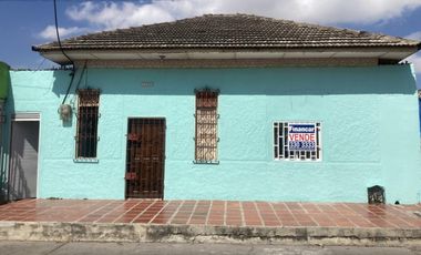 casalote en venta en montes. Cod V102261