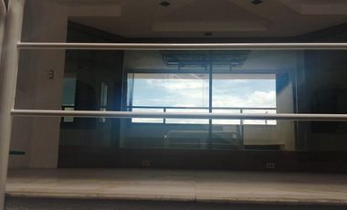 RENT0 O VEND0 EDIFICIO PARA OFICINAS EN PUEBLA EN CALZADA ZAVALETA