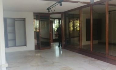 RENT0 O VEND0 EDIFICIO PARA OFICINAS EN PUEBLA EN CALZADA ZAVALETA