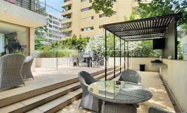 Duplex 3 dormitorios quincho privado + 2 esta, en Las Condes