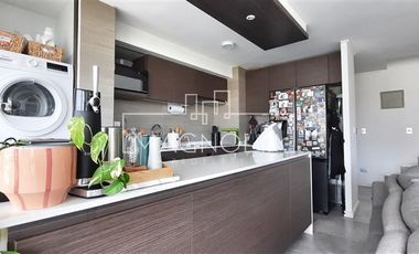 Duplex 3 dormitorios quincho privado + 2 esta, en Las Condes