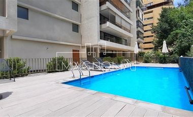 Duplex 3 dormitorios quincho privado + 2 esta, en Las Condes