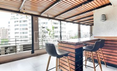 Duplex 3 dormitorios quincho privado + 2 esta, en Las Condes