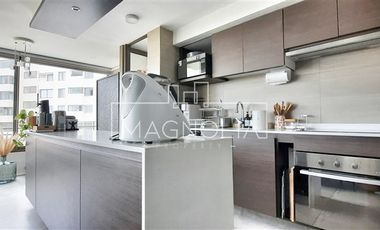 Duplex 3 dormitorios quincho privado + 2 esta, en Las Condes