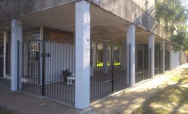 Departamento en venta en Ezpeleta Este