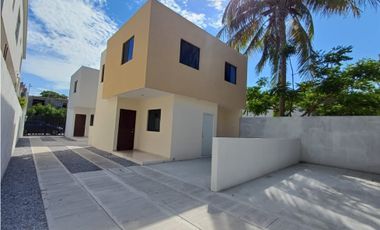 Casa en venta , Col. Lucio Blanco sector Francisco Villa, Cd. Madero