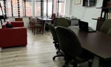 oficina en arriendo en las nieves. Cod A123558