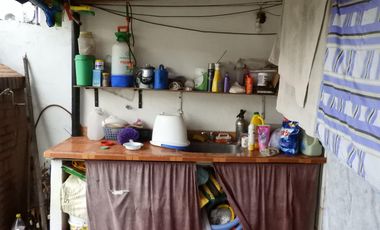 Excelente propiedad multifamiliar, dos casa de tres ambientes sobre lote de 10 x 35 en Garin