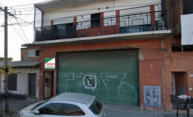 Importante galpón en Bella vista