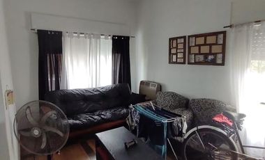 Casa en venta s calle 137 - Berazategui