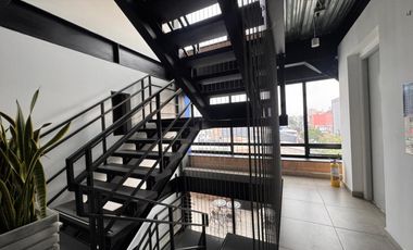 edificio en arriendo en la castellana. Cod A700605