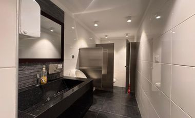edificio en arriendo en la castellana. Cod A700605