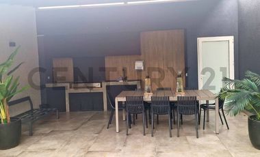 Venta Amplio Depto 3D 2B 1E en Huertos Familiares