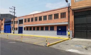 Bodega para venta en sector aguacatala Medellin
