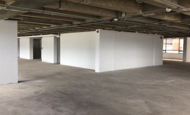 oficina en arriendo en chico reservado. Cod A59
