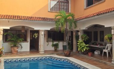 Casa en venta con alberca en Villahermosa