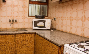 Casa 3 amb. + departamento con entrada independiente
