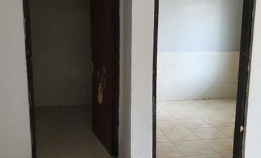 rumah di Mulyosari Tengah Hadap Utara, Strategis