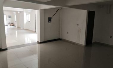 Oficina en planta baja de 96 m² en el Fracc. Reforma sobre avenida principal