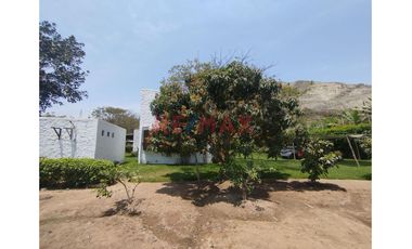 En Venta Terreno Agricola Con Construccion En Valle De Mala