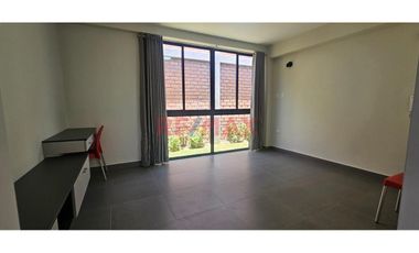 Venta De Casa De Campo Multifuncional En Campiña De Moche