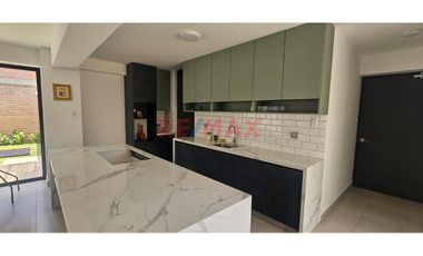 Venta De Casa De Campo Multifuncional En Campiña De Moche