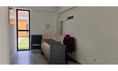 Venta De Casa De Campo Multifuncional En Campiña De Moche