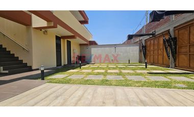 Venta De Casa De Campo Multifuncional En Campiña De Moche