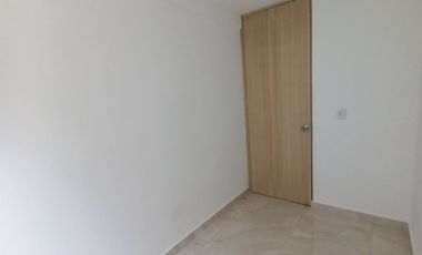 apartamento en arriendo en c.r escarlata piso 2 sin ascensor. Cod A13717
