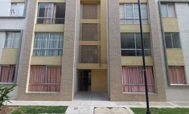 apartamento en arriendo en c.r escarlata piso 2 sin ascensor. Cod A13717