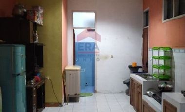 Rumah/Villa siap huni di tengah pusat turisme di cibodas