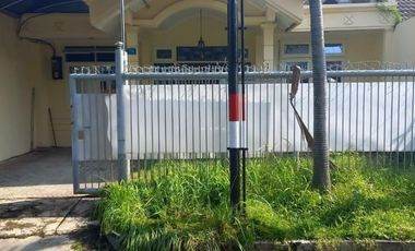 Disewakan Rumah Siap Huni Lokasi di Darmo Permai Selatan, Surabaya