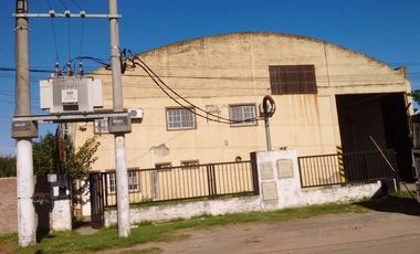 Galpón 1000m2 S/lote 40x100