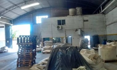 Galpón 1000m2 S/lote 40x100