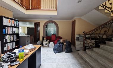 Casa en Renta con uso de suelo Mixto