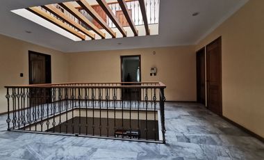 Casa en Renta con uso de suelo Mixto
