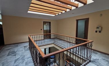 Casa en Renta con uso de suelo Mixto