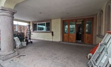 Casa en Renta con uso de suelo Mixto