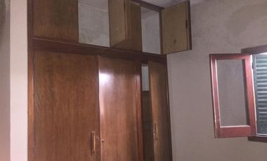 Casa con detalles a refaccionar, Junín (BA).
