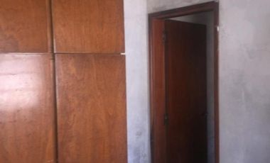 Casa con detalles a refaccionar, Junín (BA).
