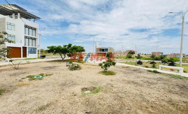 Venta De Terreno En Urb. La Ensenada 2Da Etapa 123.94 M²